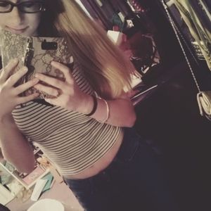 V-neck striped Crop top